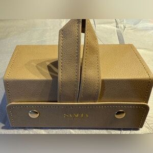 SANCIA 3-slot foldable sunglass storage case